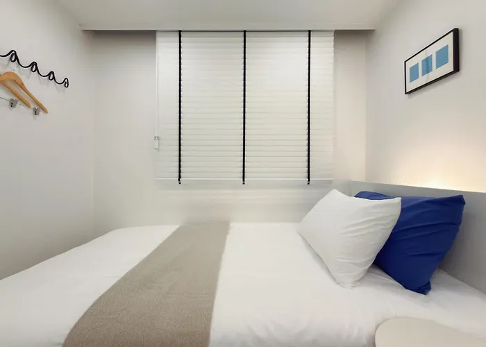 아파트 West Modern Stay-yeongdeungpo 2br, Airport Bus 3 Minutes, Sinpung Station 9 Minutes, White Modern Sensibility, Hongdae 26 Minutes, Cheongdam 29 Minutes 서울특별시