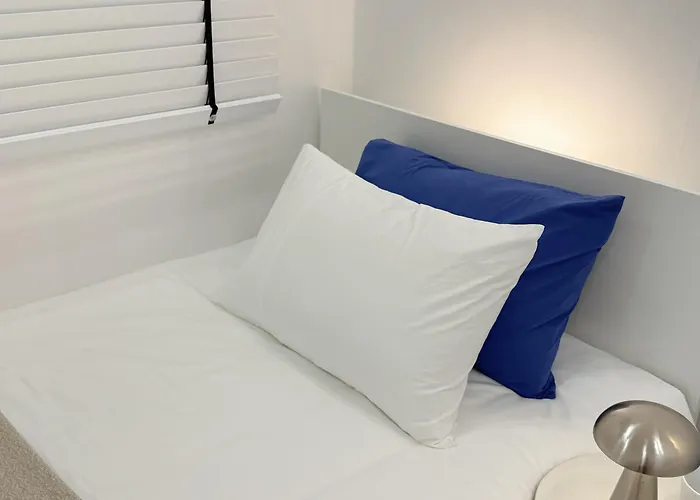 West Modern Stay-yeongdeungpo 2br, Airport Bus 3 Minutes, Sinpung Station 9 Minutes, White Modern Sensibility, Hongdae 26 Minutes, Cheongdam 29 Minutes 서울특별시